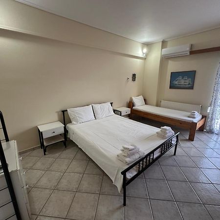Mariangela Apartments Lixouri Exterior photo