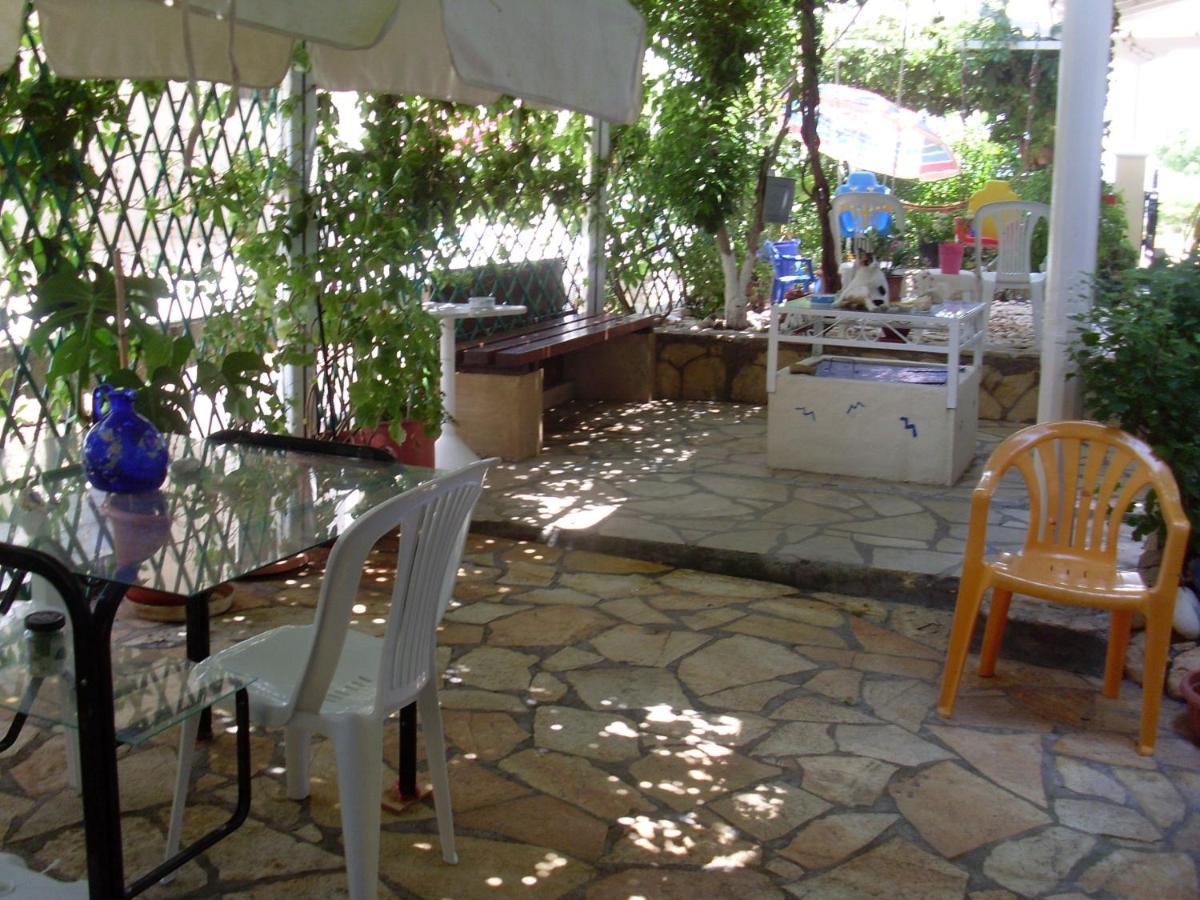 Mariangela Apartments Lixouri Exterior photo