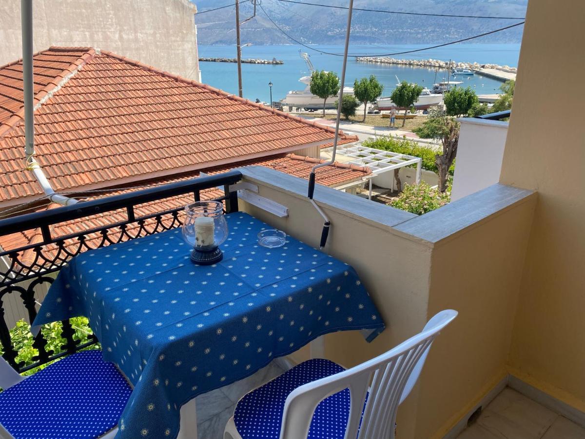 Mariangela Apartments Lixouri Exterior photo