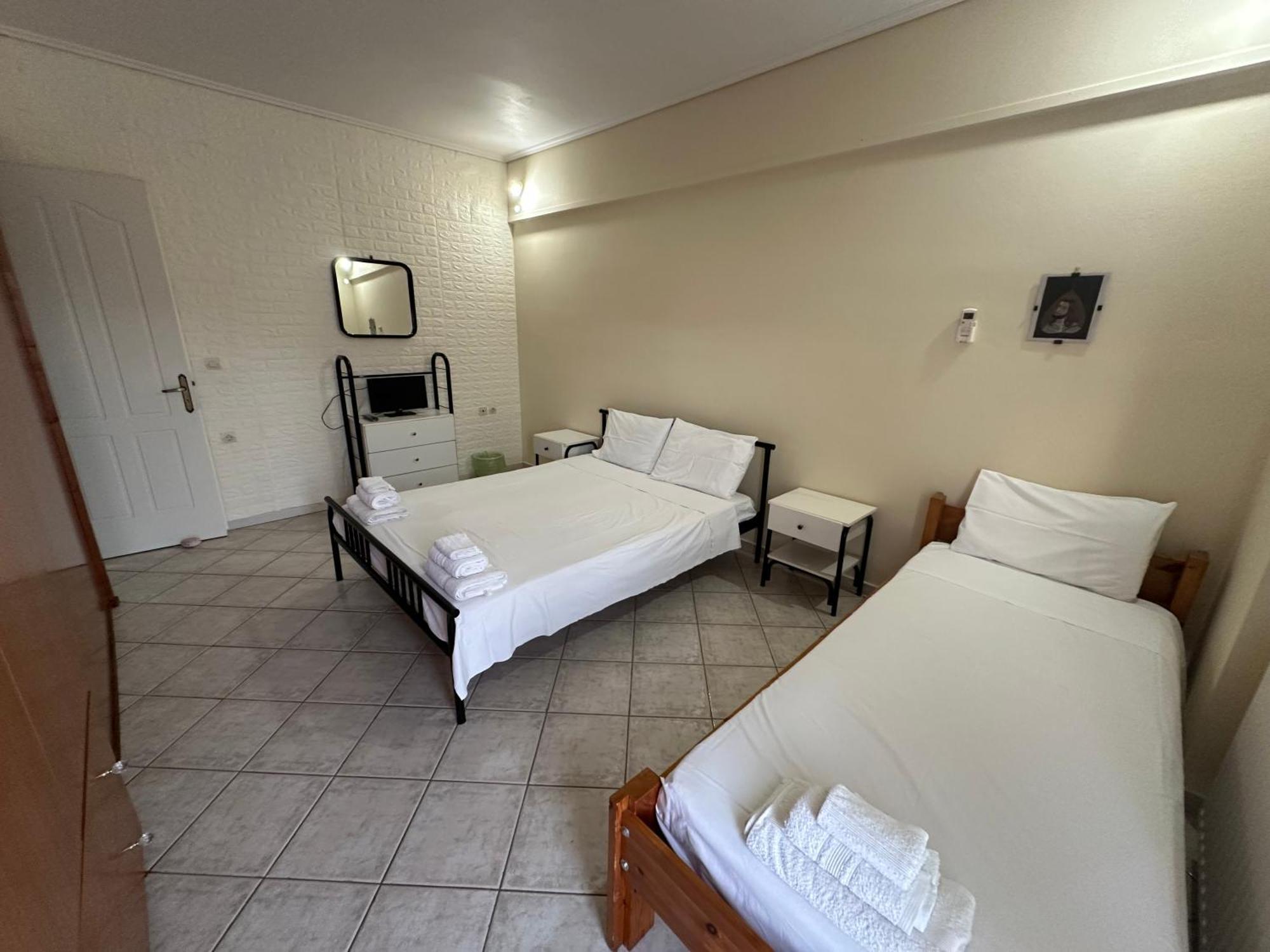 Mariangela Apartments Lixouri Exterior photo
